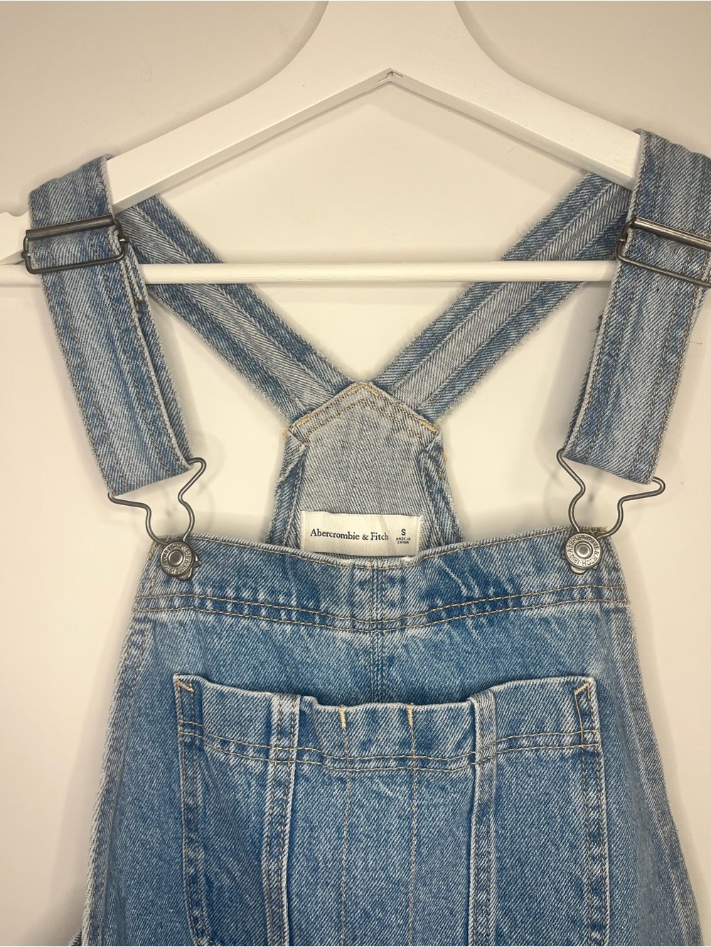 A&F | Women’s Overalls - Picture 2 of 7